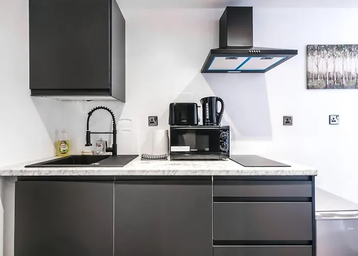 Quaint And Spacious Piccadilly Sleep 6 Vrd