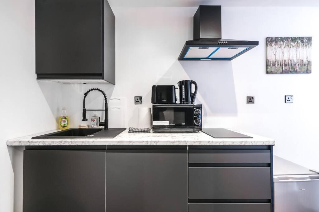 Quaint And Spacious Piccadilly Sleep 6 Vrd *